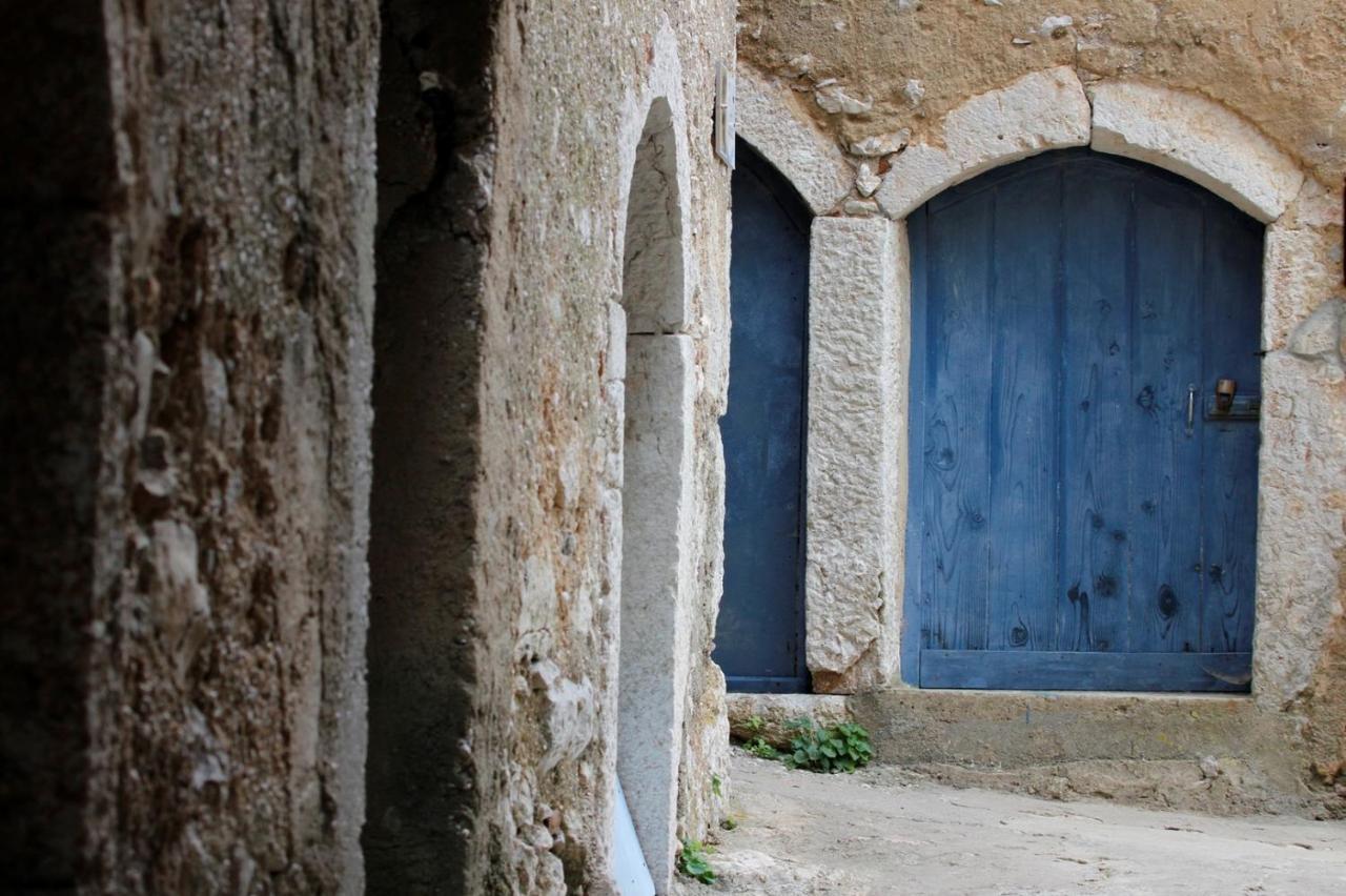 Vila Verbana Apartments Vrbnik  Dış mekan fotoğraf