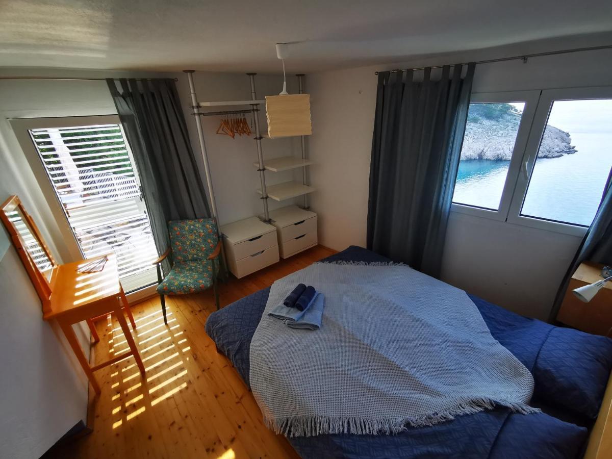Vila Verbana Apartments Vrbnik  Dış mekan fotoğraf