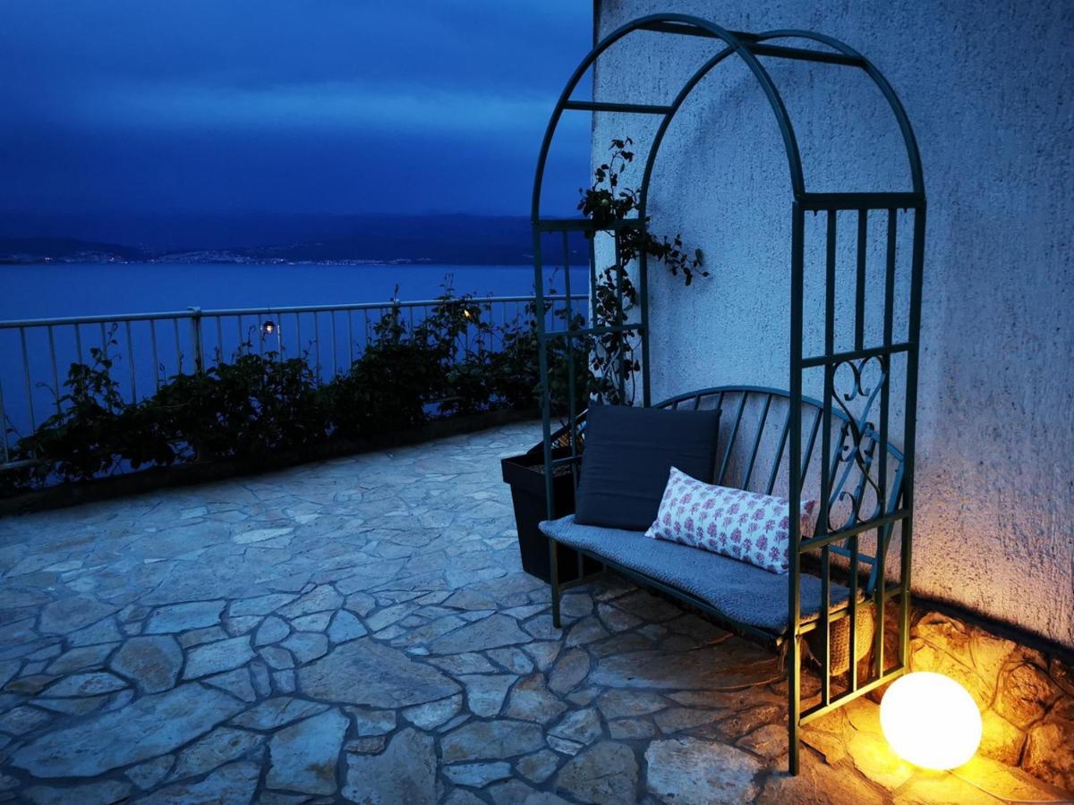 Vila Verbana Apartments Vrbnik  Dış mekan fotoğraf