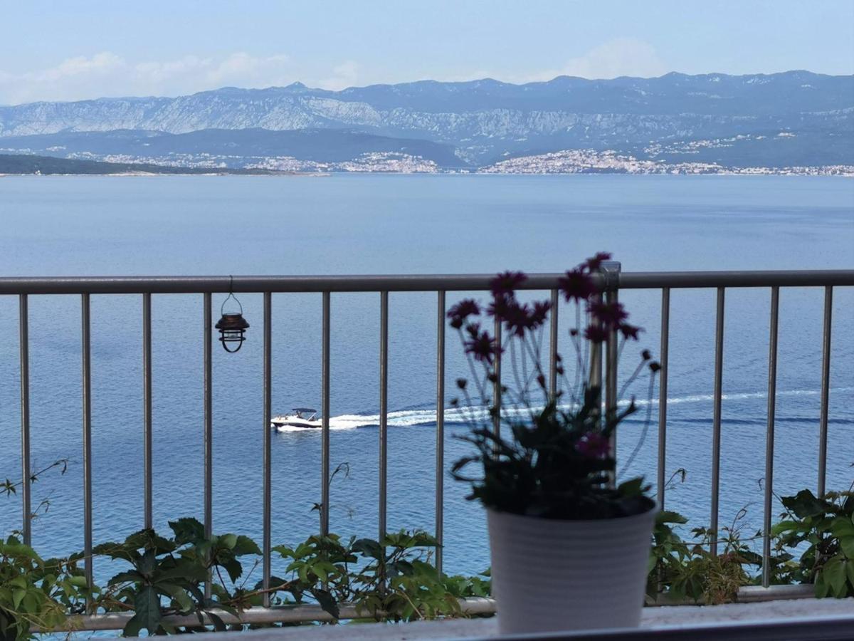 Vila Verbana Apartments Vrbnik  Dış mekan fotoğraf