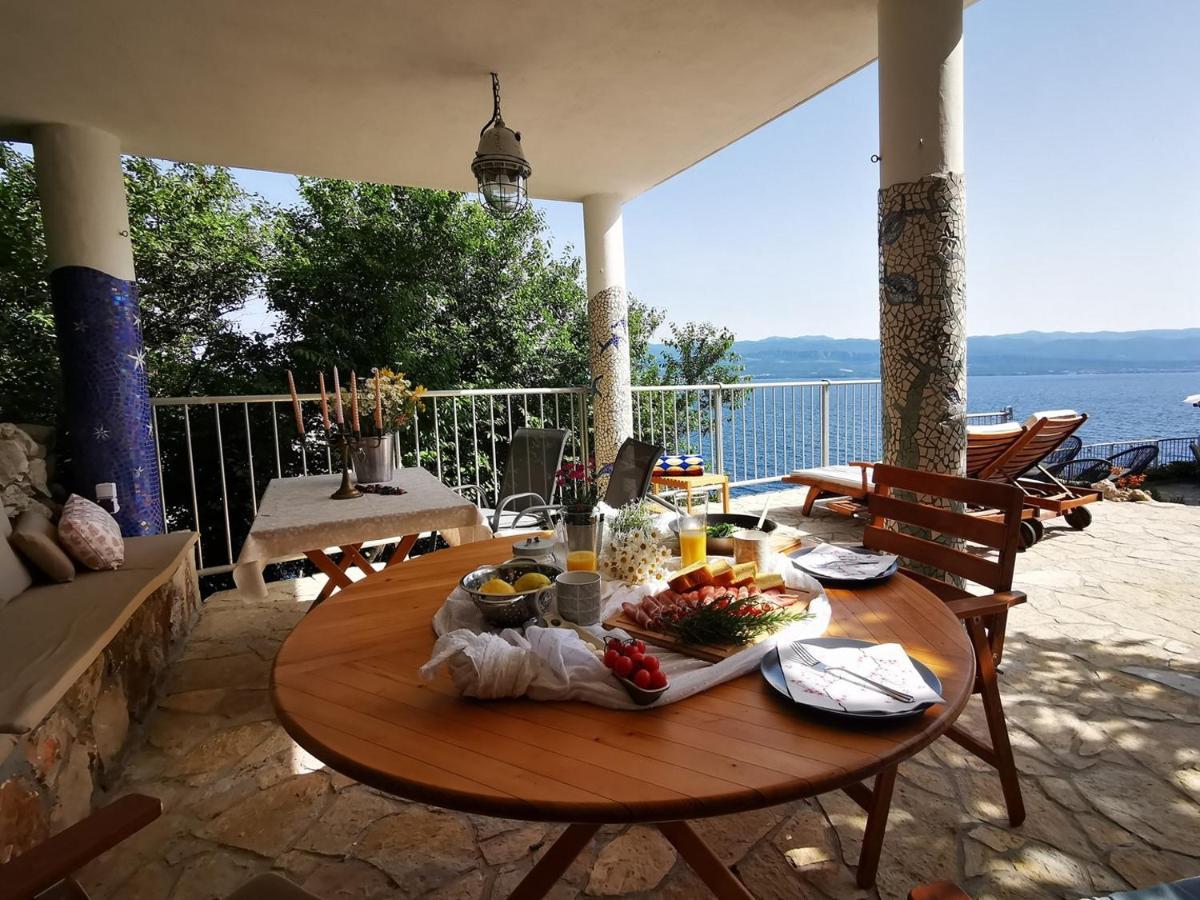Vila Verbana Apartments Vrbnik  Dış mekan fotoğraf