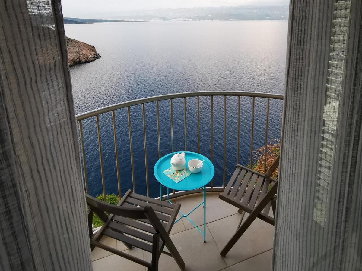 Vila Verbana Apartments Vrbnik  Dış mekan fotoğraf