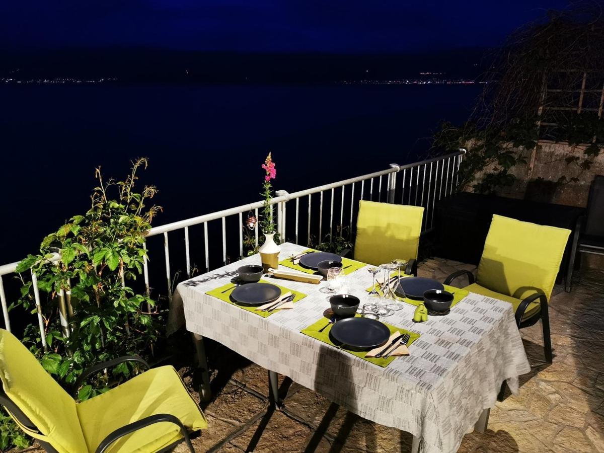 Vila Verbana Apartments Vrbnik  Dış mekan fotoğraf