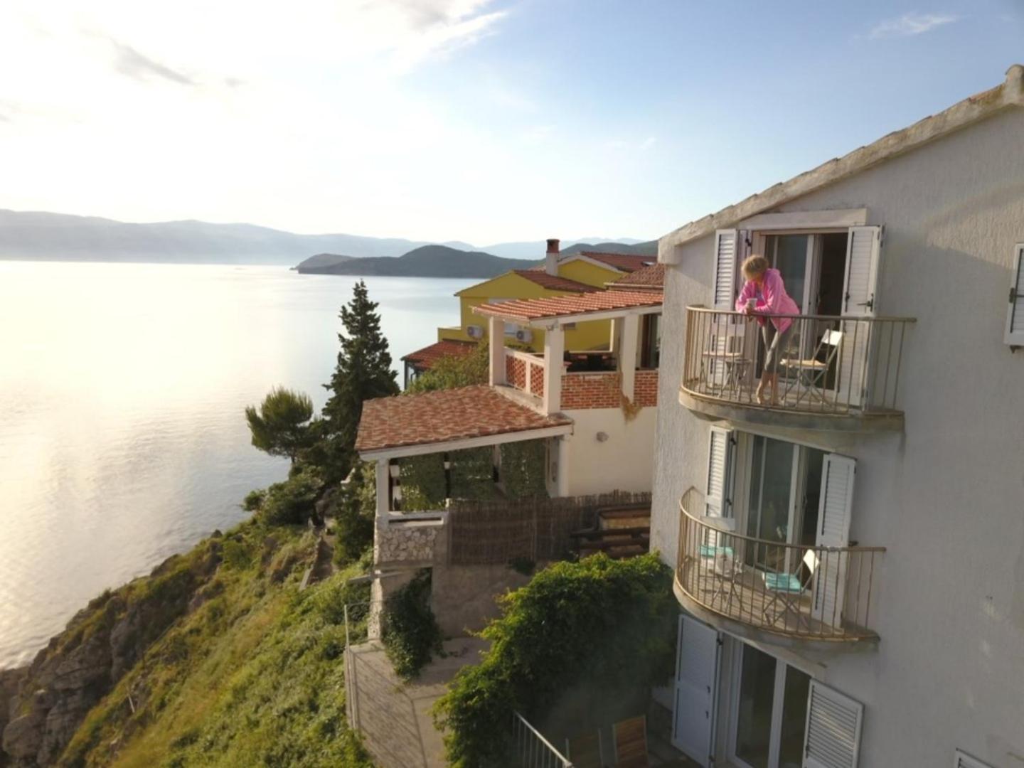Vila Verbana Apartments Vrbnik  Dış mekan fotoğraf